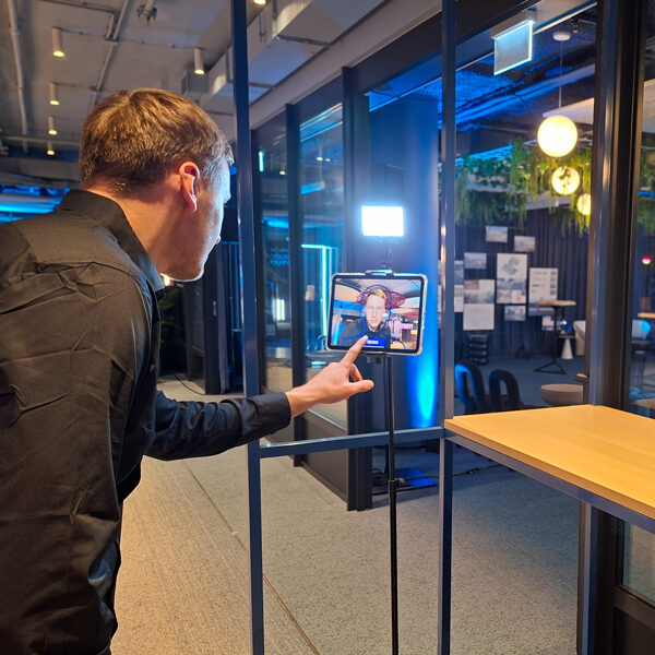 AI skice tiek ģenerēta no fotoattēla