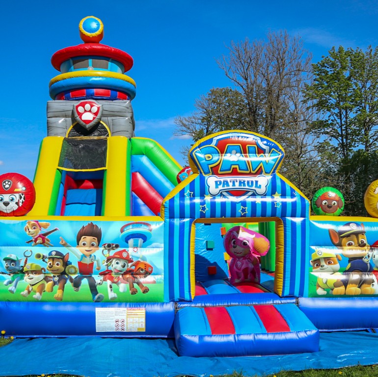 kepu-patrula-piepusama-atrakcija-bernu-ballite-noma-latvija